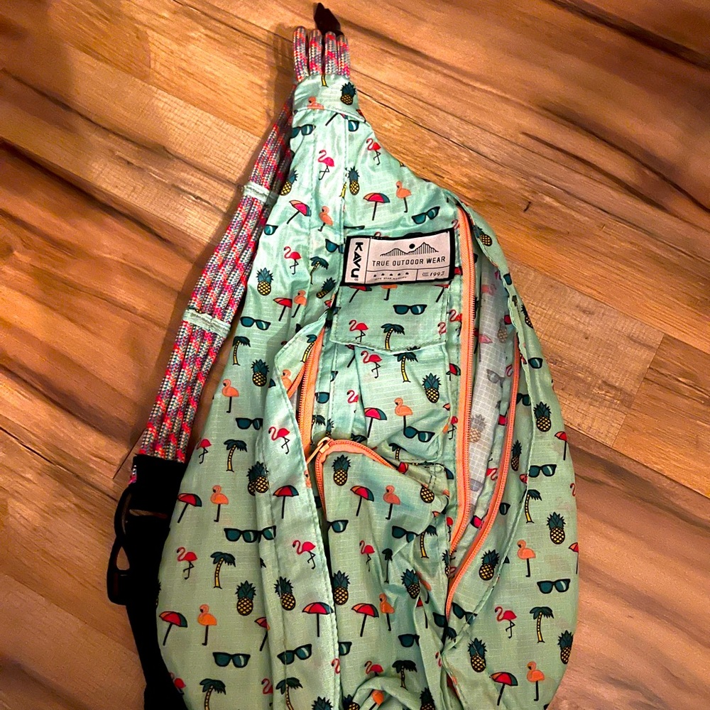 Kavu rope sling bag - beach party print